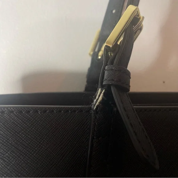 Tory Burch Emerson Small Buckle Tote - Picture 13 of 15